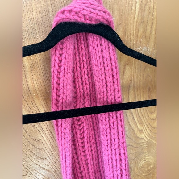 Banana Republic soft cashmere chunky knit scarf Pink - Picture 5 of 5